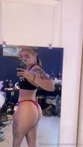 Car broke down on me this morning so for my shitty day here you go