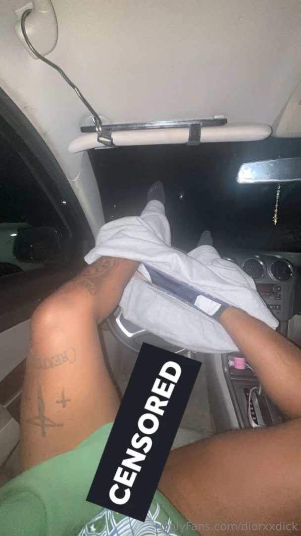 Fuck it i was too horny not to pull it out i don t care i ll get naked 