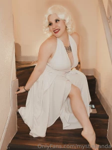 In regards to that movie blonde coming out here is marilym monroe also part 1