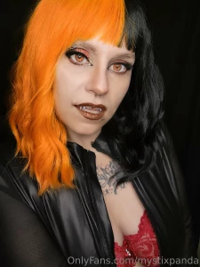 The rest of this set and more spicy candy hallow on the paid site part 2