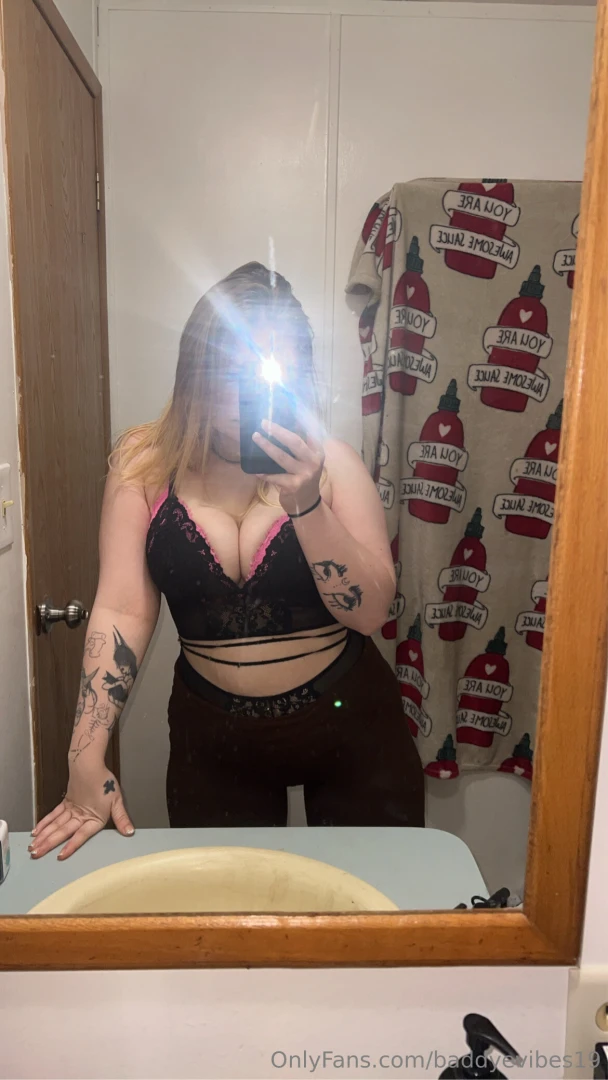 Go subscribe to sweetpeasierraaa certified milf watch for daily posts part 7 