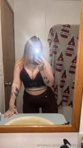 Go subscribe to sweetpeasierraaa certified milf watch for daily posts part 7