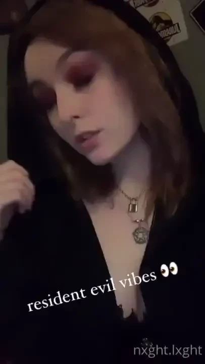 I did a costest last night of one of the resident evil vampire ladies 