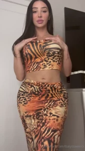 Do you like me in tiger print papi