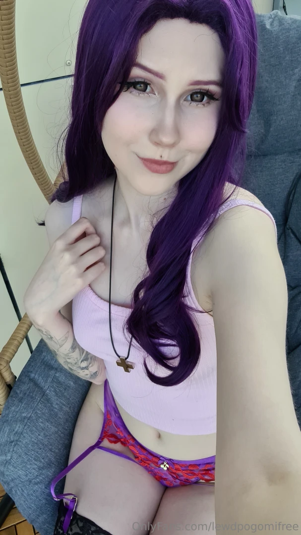 New cosplay content on my main page lewdpogomi 