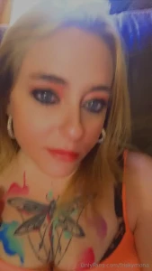 Outfit reveal boobies part 1
