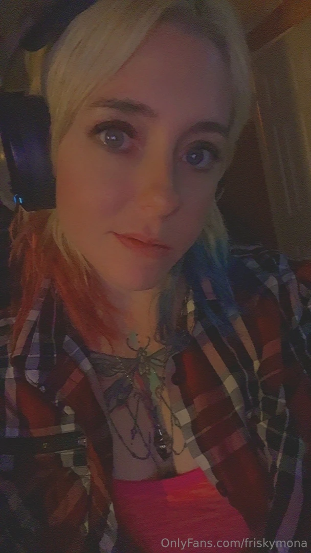 Gaming sorry slept all day away guys 