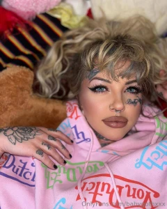 There s only one way to shut me up think you know what it is