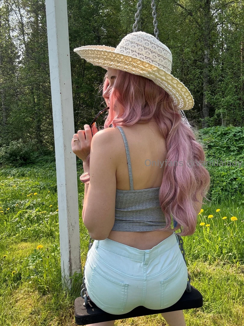 Ootan sua mun paremmalla tilill xoxo_vanillalady 