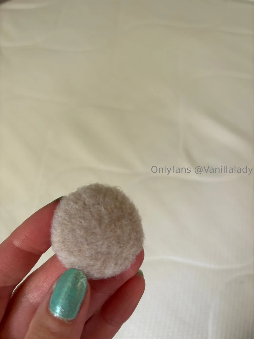 S ngynp dyn askartelu lempi-leluni on nyky n kuumaliimapyssy 