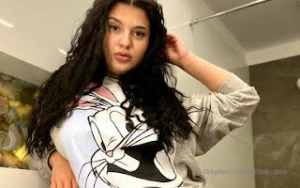 You know i m s i n g l e sexy innocent naughty gorgeous lustful and