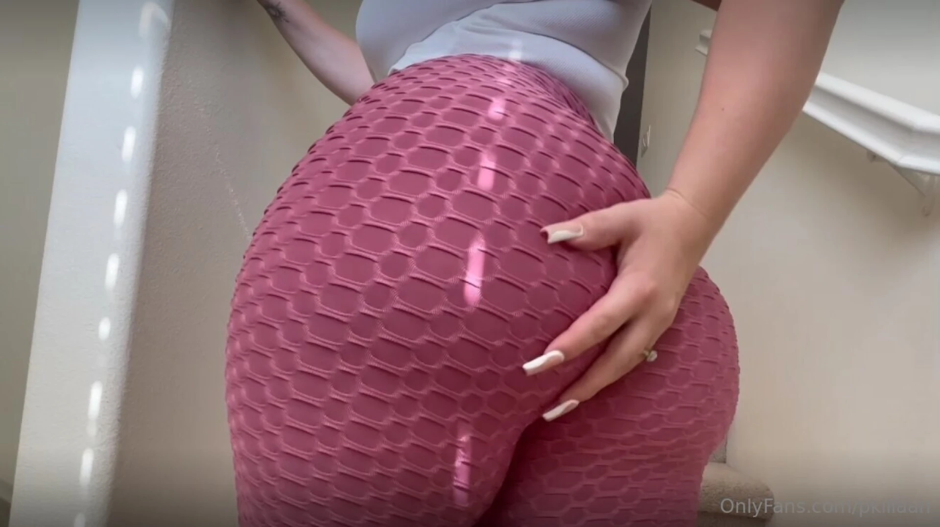 The weekend is here come get a bite 