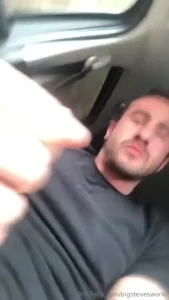 Morning fuckers i was so horny this morning i had to play with my big part 1