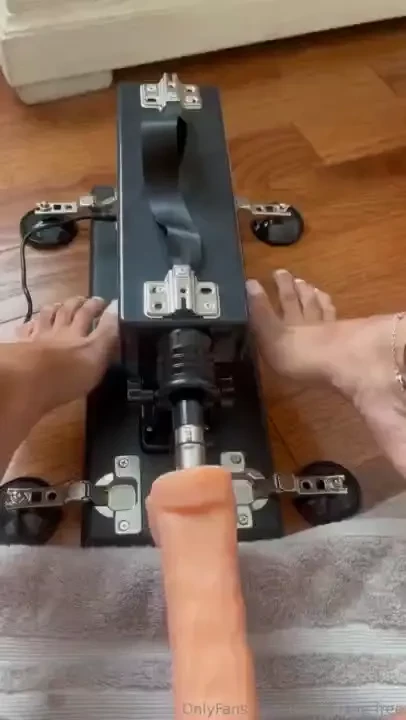 I finally got a fuck machine thanks to one of my sweet subs it feels a part 1 