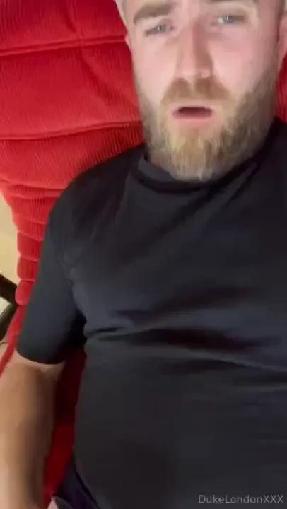 Lazy sundays were made for wanking 