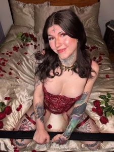 Red looks good on me or better on your floor