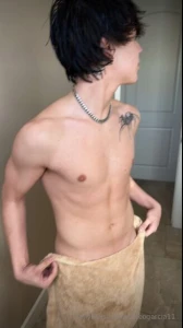 Just checking if someone will see if i drop the towel
