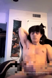 Watch me play with my thick cock in my gaming chair quick break after