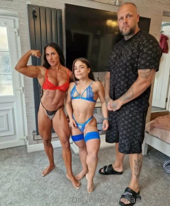 Naughty day shooting with this 4 foot muscle dwarf thicc4ftdwarf and