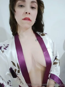 Shall i take off my robe are you ready