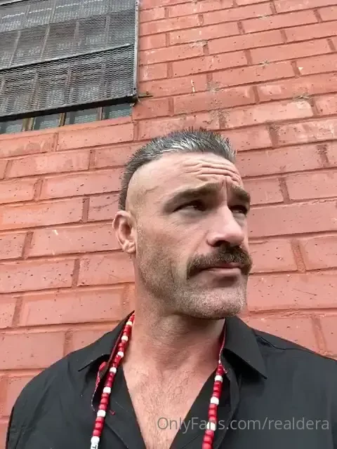 A cameo i did i thoroughly enjoy doing these for people they start at 