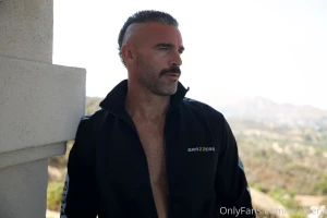 Brazzers always fitting me out with gear thanks guys