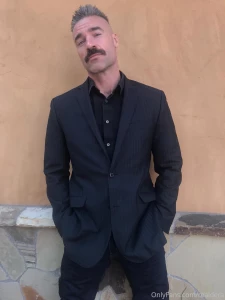 I ve been told i look like a stud in suits