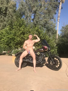 A man and his bike studshit part 3