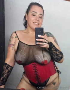 Free free free gabii79 gabii79 gabii79 curvy mature ready to have fun part 4