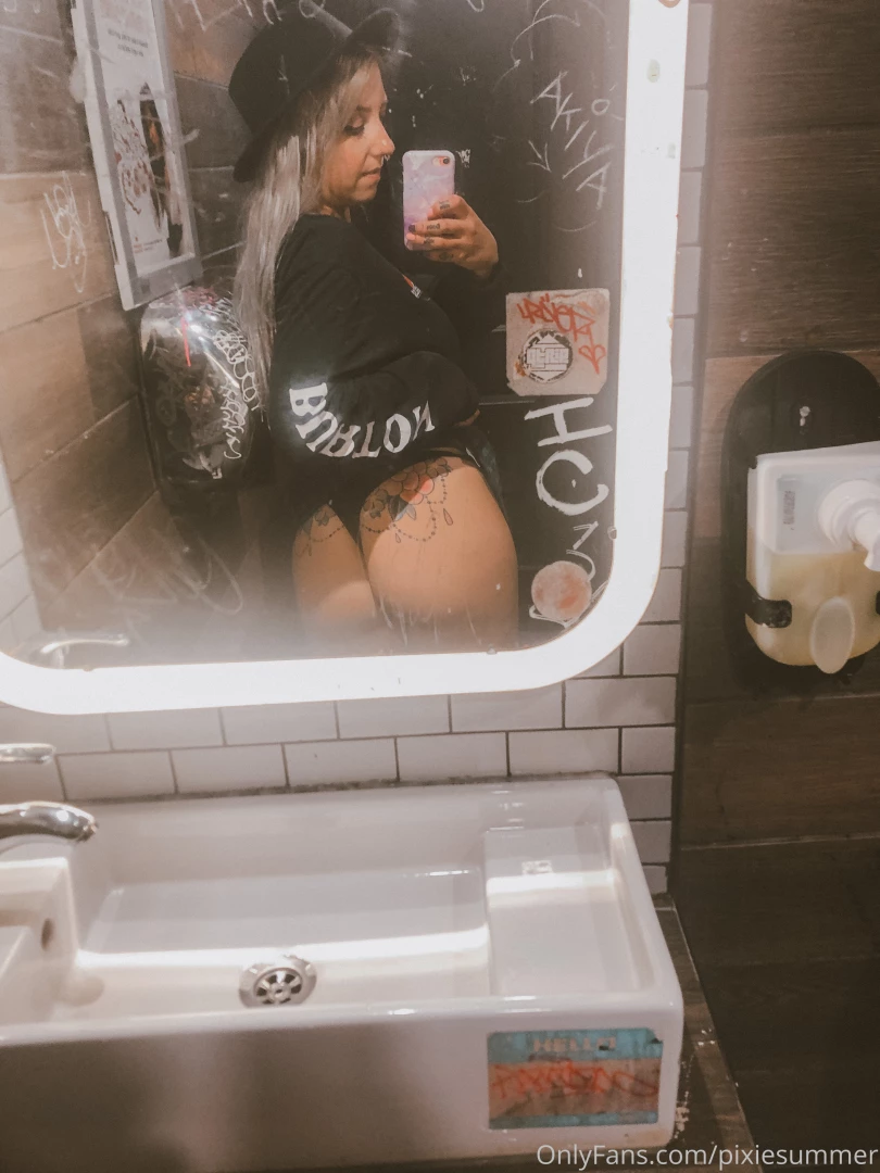 How about some cheeky work butt 