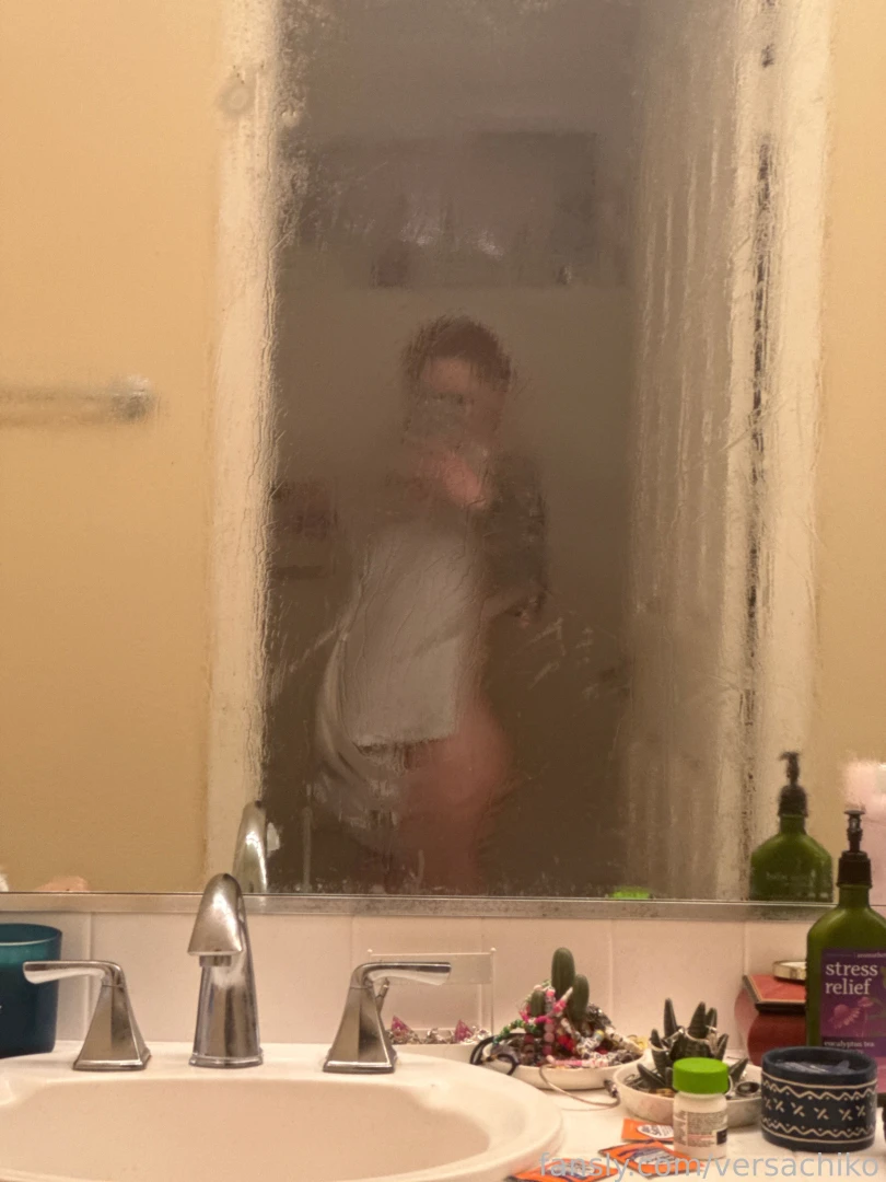 Dropped off of the face of the earth again for a bit cause oopsie here 