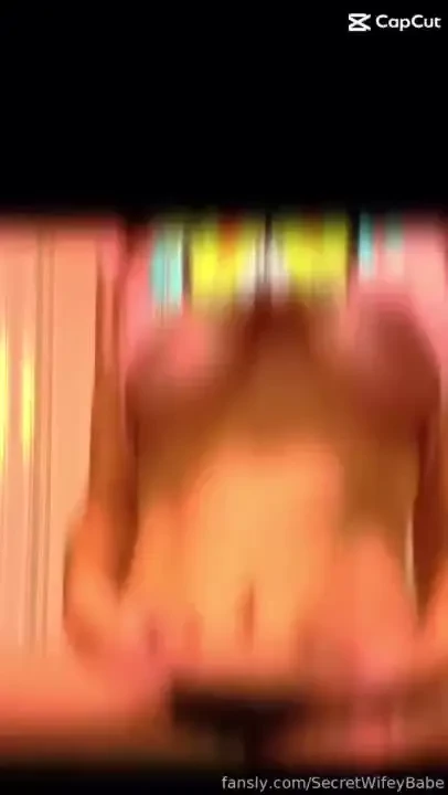 Underboob for my boys hairymilf mommy curvymilf wife bignipples 