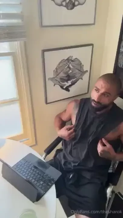 Got i to some straight porn today anyone else get off to this too 