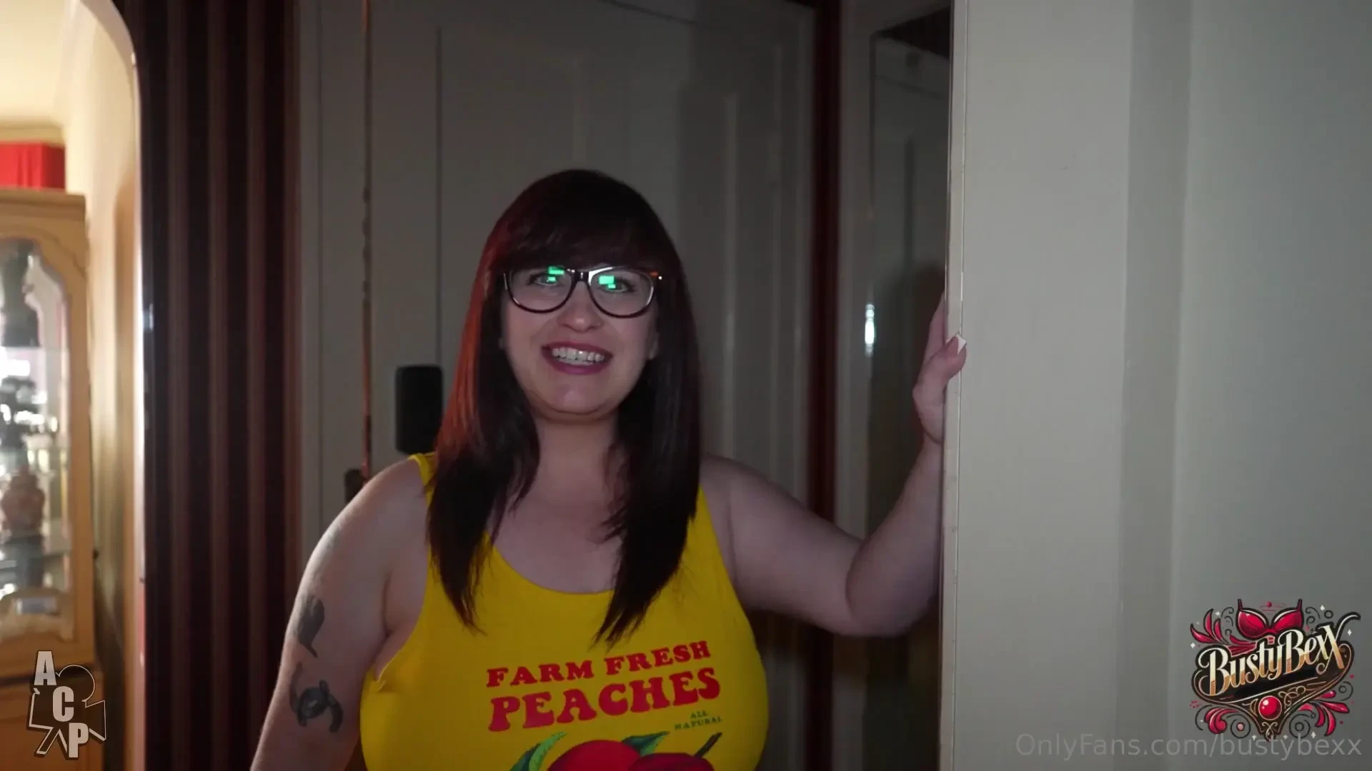 I didn t know i had a gangster living next to me at my new place in 