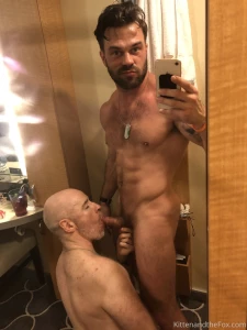 I was walking by the mirror while kitten was having sex in the cabin part 3