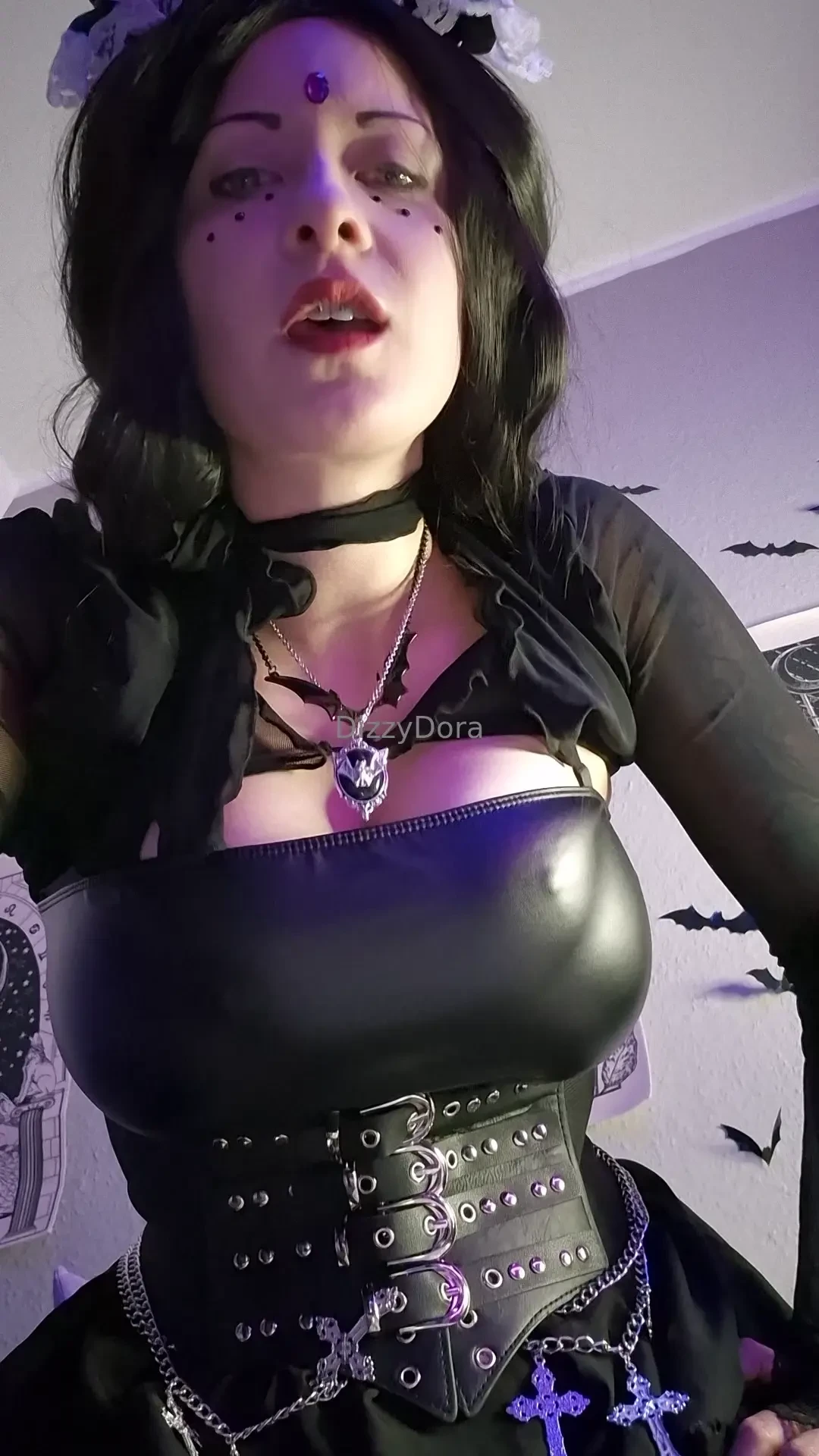 O p e n y o u r m o u t h l o o s e r 