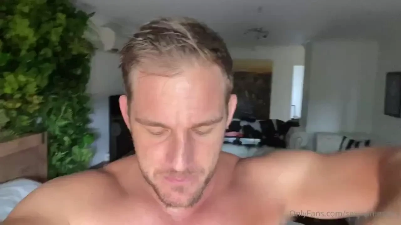 Going live with a massive group of onlyfans creators this is one you 
