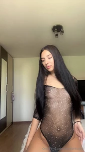 Brunettes do everything better