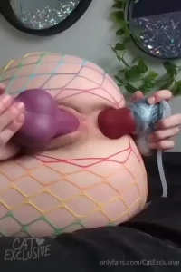 I knotted diego while double penetrating rex sending you the vid rn