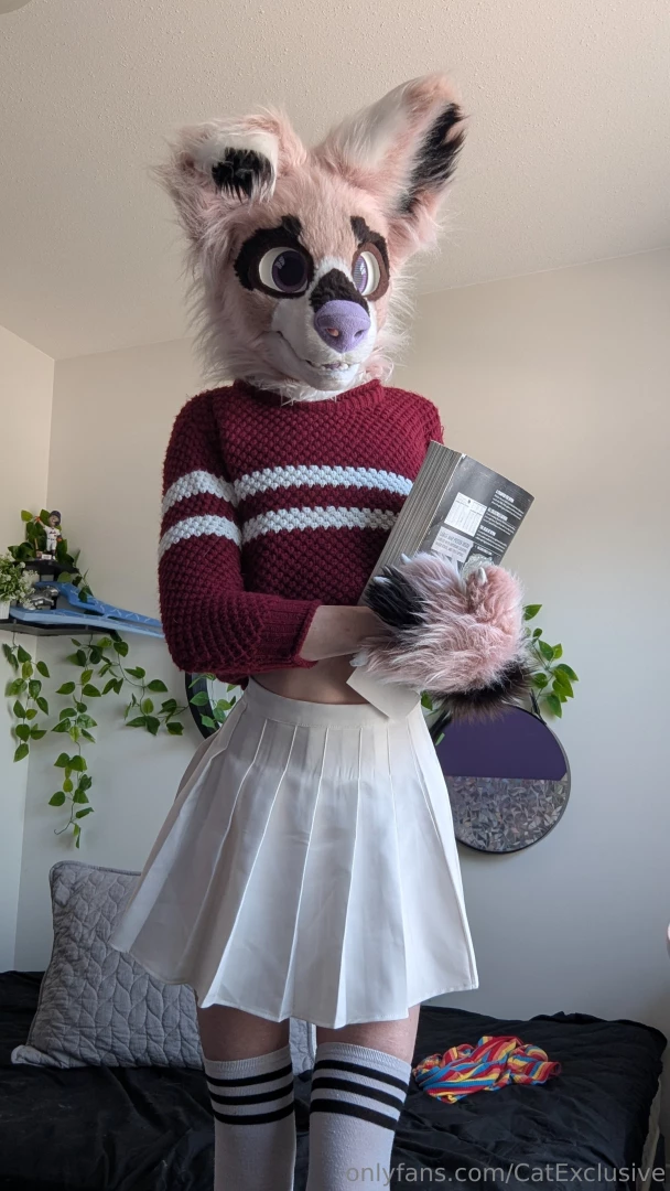 Cute lil outfit with a surprise at the end 