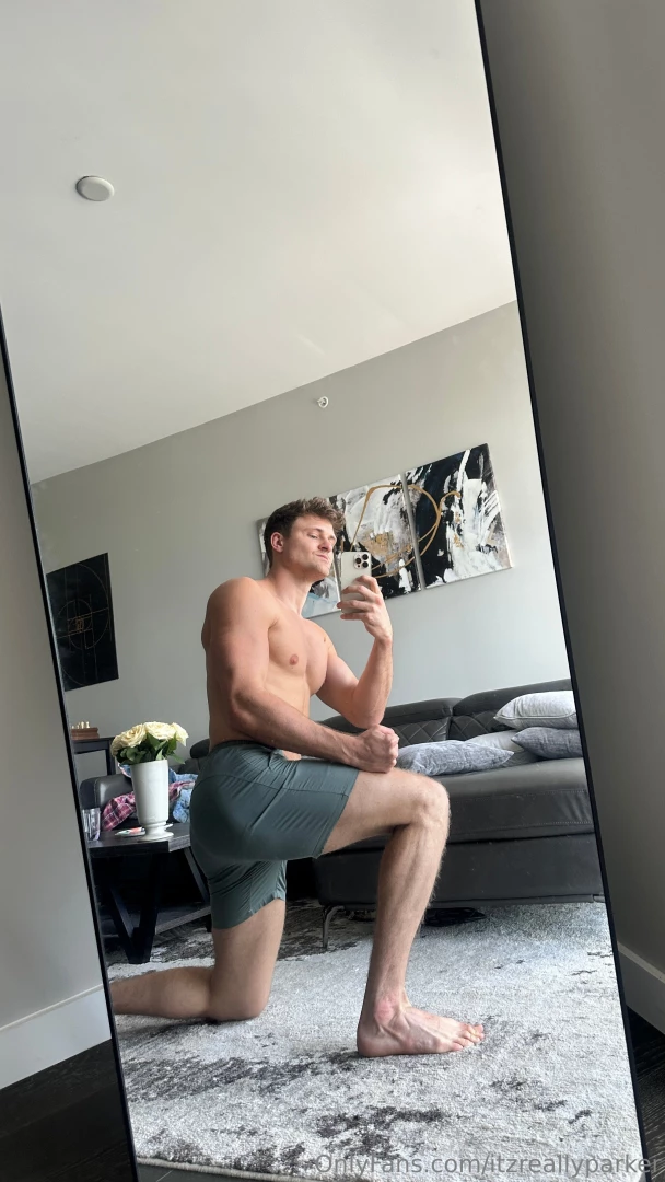 I want you to eat my ass check your dms for custom videos 