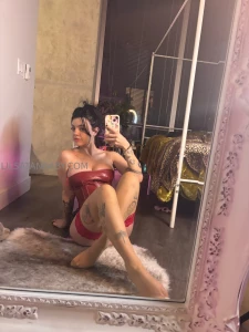 Do you like me in nylons