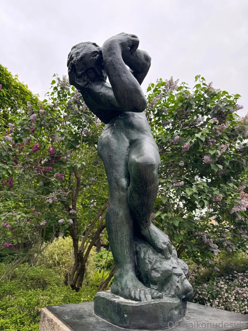 A few days in paris now i m coming back to you i bought that dildo and part 1 