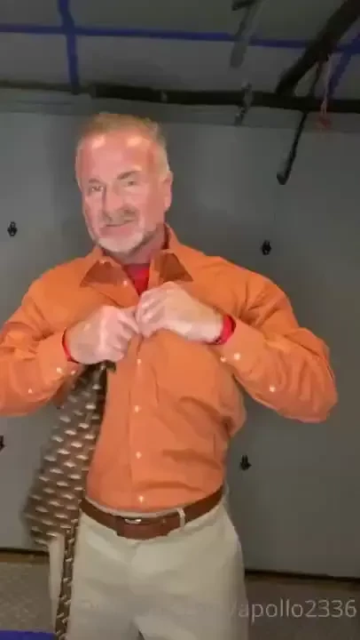 Part 1 nolan grayson omni-man not happy with interview from reporter 