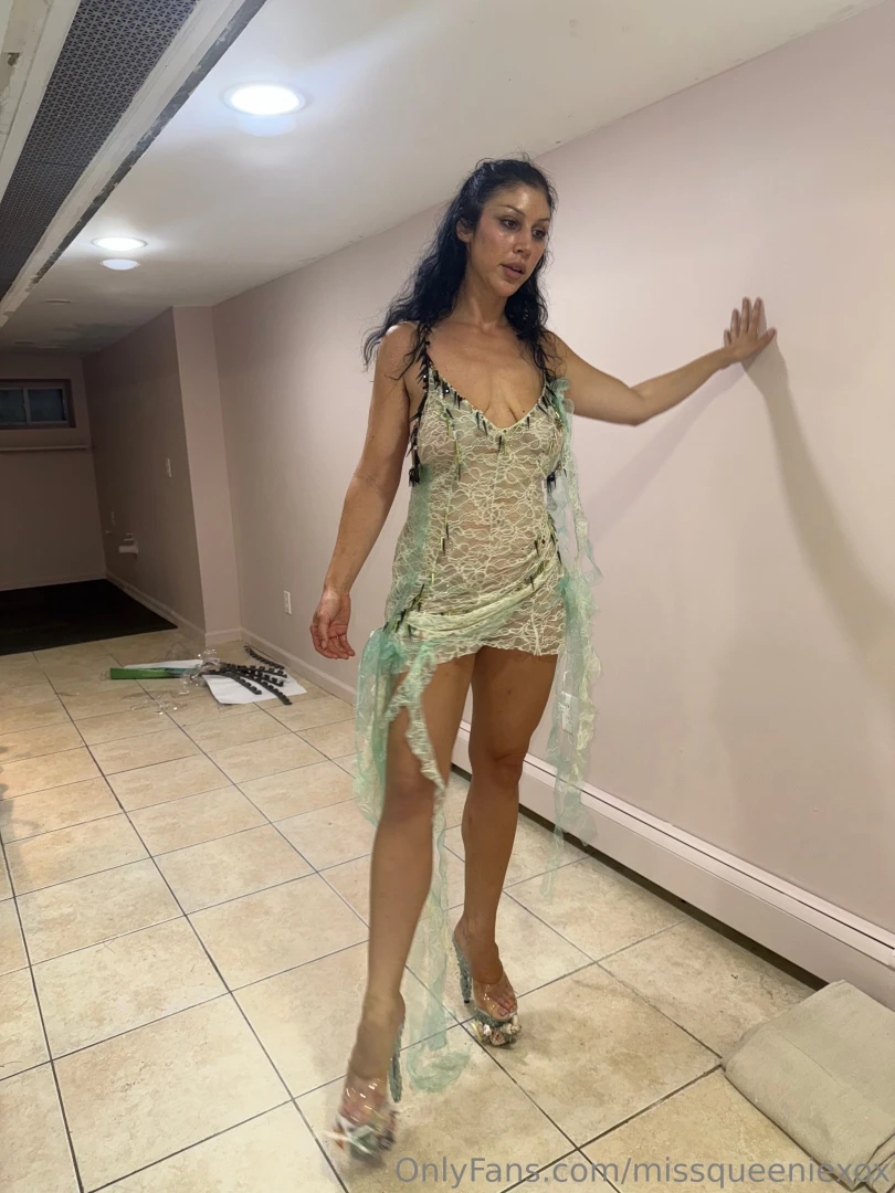 Fittings for the mermaid dress part 1 