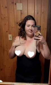 Loved the cabin vibes next time i need to bring a tripod and film for