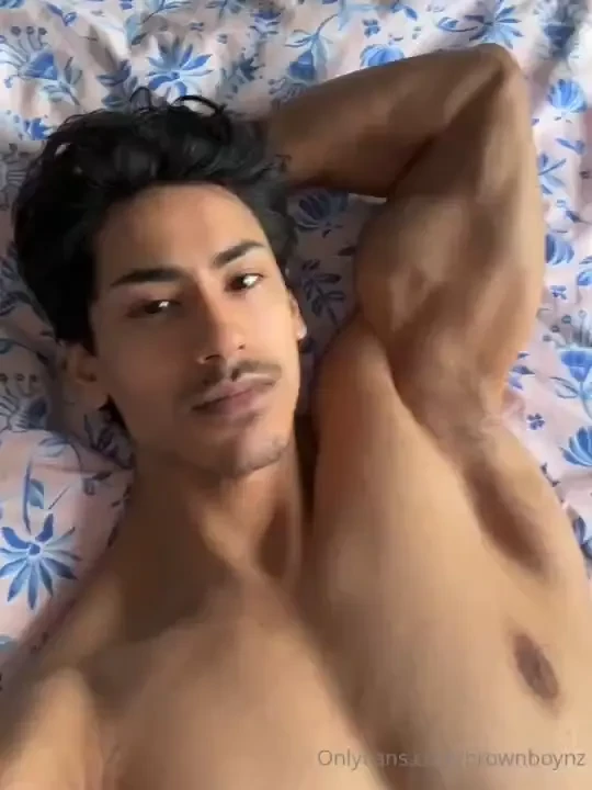 Be honest y all think i am handsome or i just have good body 