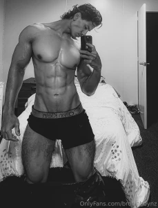 I am online guys message me with anything you might wanna see from