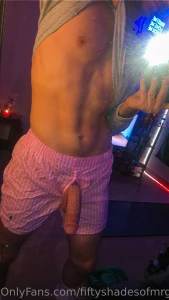 Grey amp pink wonder what movie i m watching today