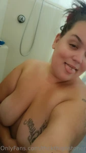 Shower selfies cause why not